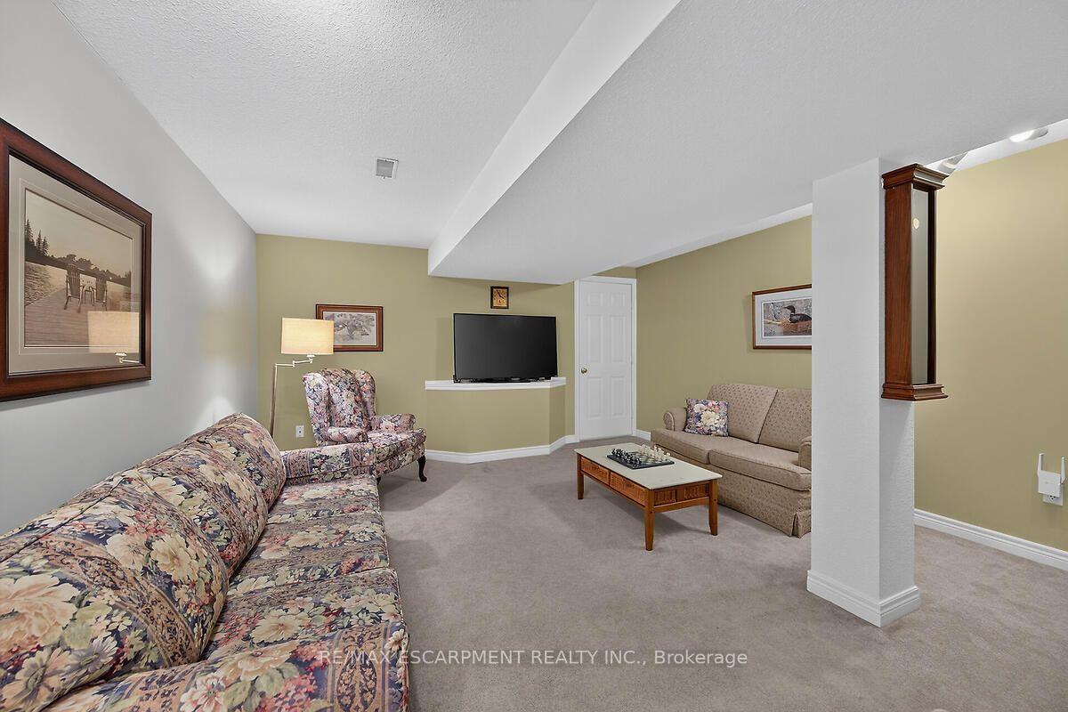 Photo 34 of 25 Eric Burke Court, Hamilton, Jerome — HOMEH
