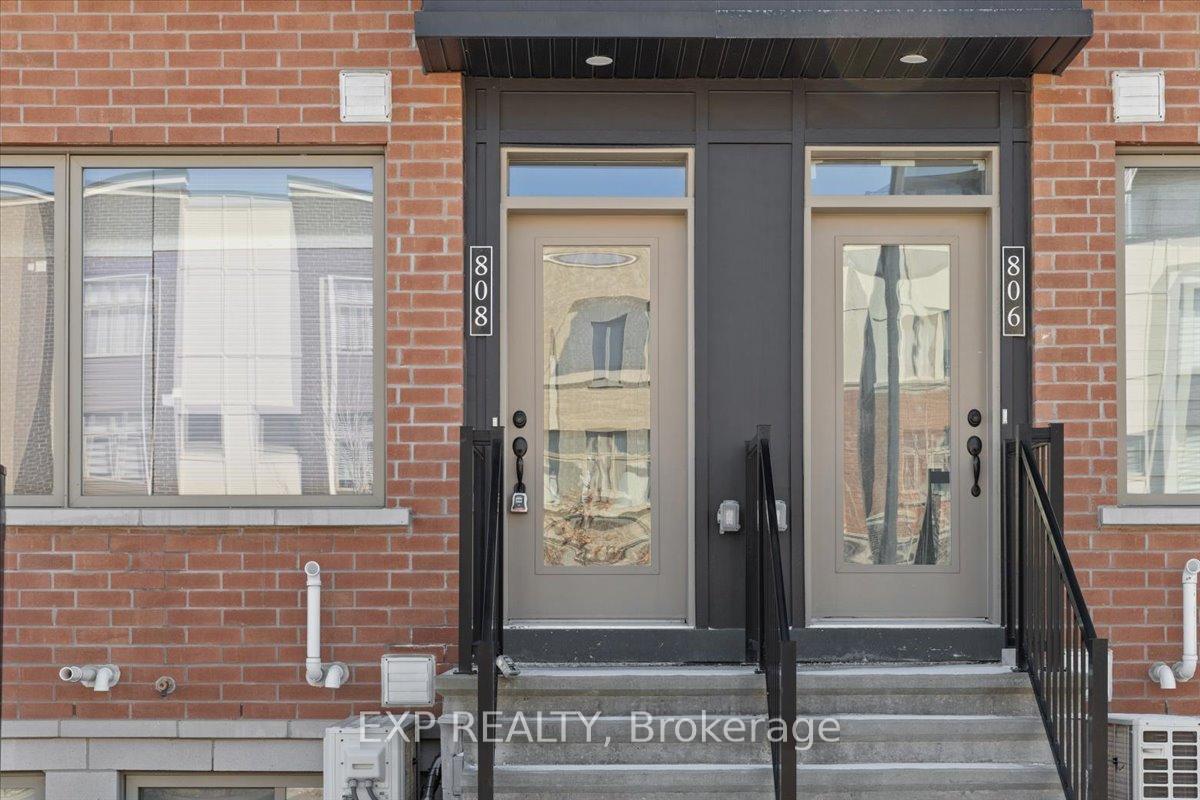 Photo 3 of 808 Mikinak Road, Ottawa, CFB Rockcliffe and Area — HOMEH