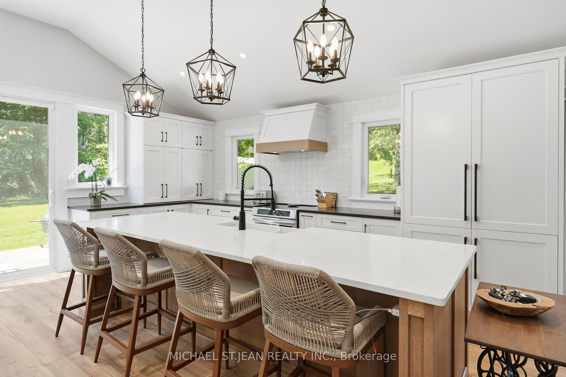 Photo 11 of 1095 Governors Road, Hamilton, Rural Dundas — HOMEH