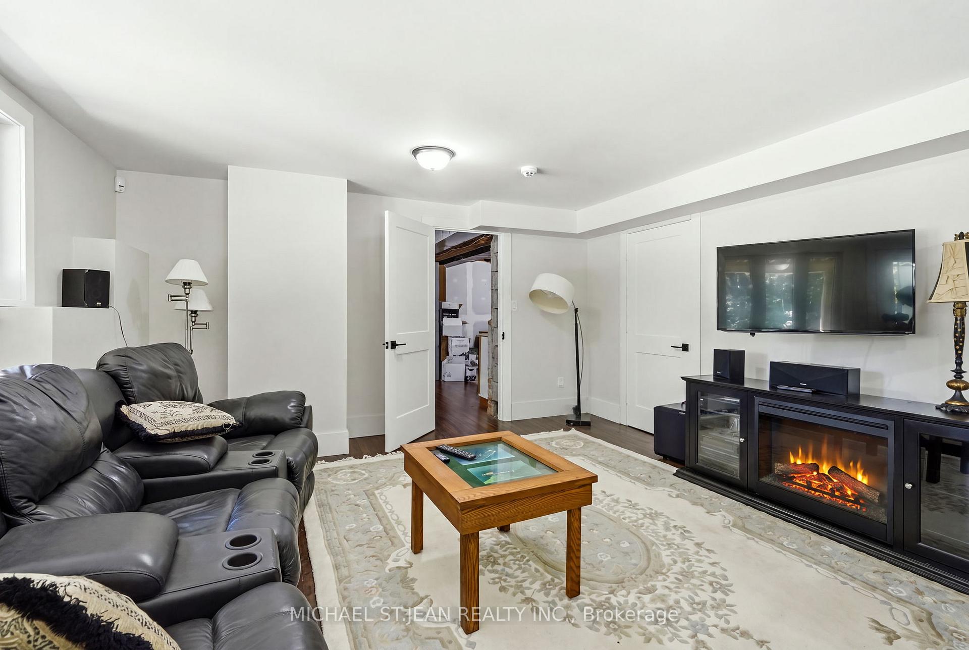 Photo 35 of 1095 Governors Road, Hamilton, Rural Dundas — HOMEH