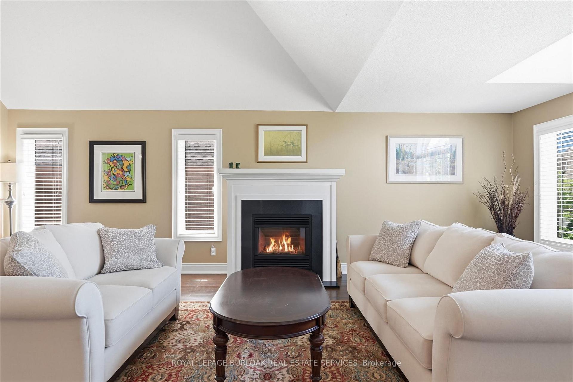 Photo 6 of Unit 47, 1150 Skyview Drive, Burlington, Tyandaga — HOMEH