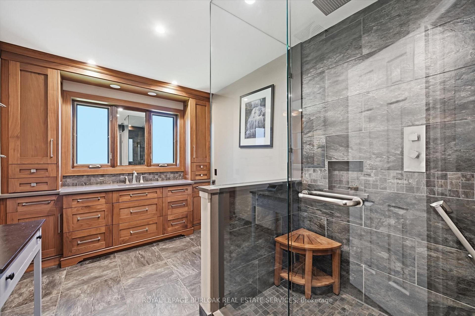 Photo 21 of Unit 47, 1150 Skyview Drive, Burlington, Tyandaga — HOMEH