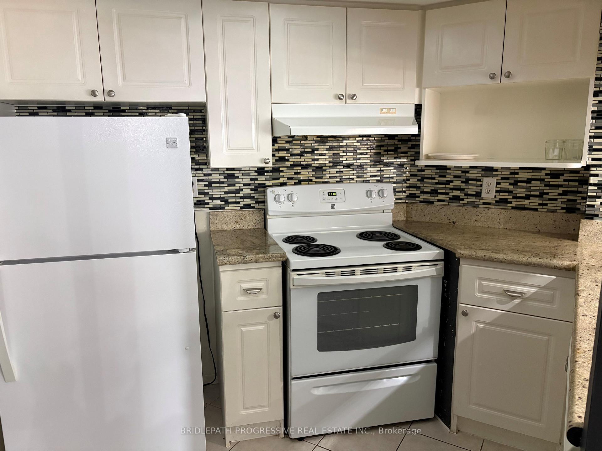 Photo 2 of Unit 2410, 1001 Bay Street E, Toronto, Bay Street Corridor — HOMEH