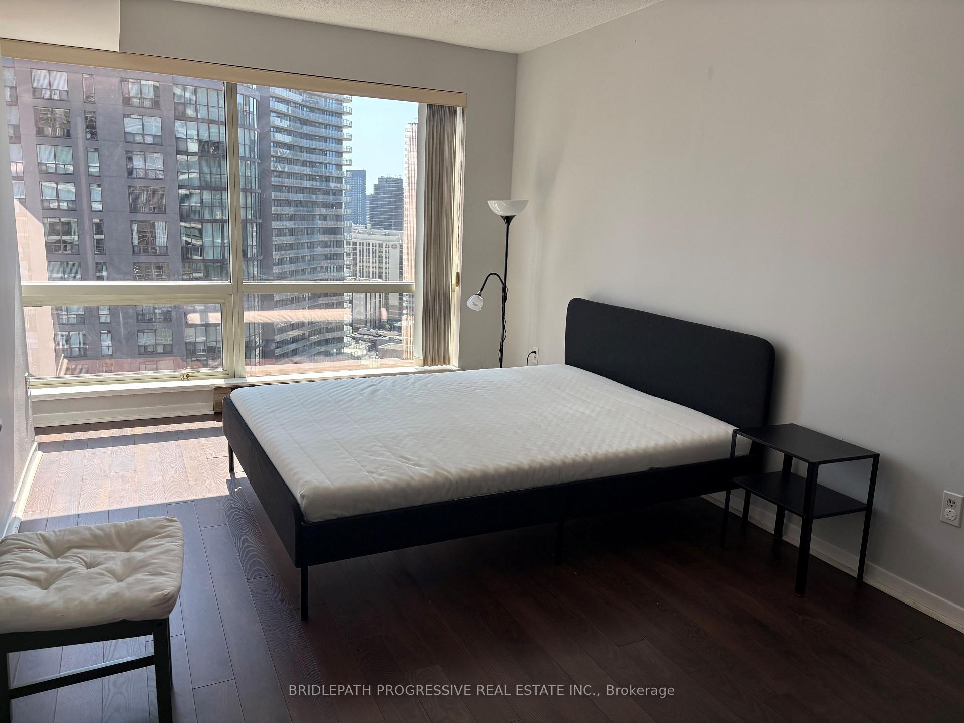Photo 5 of Unit 2410, 1001 Bay Street E, Toronto, Bay Street Corridor — HOMEH