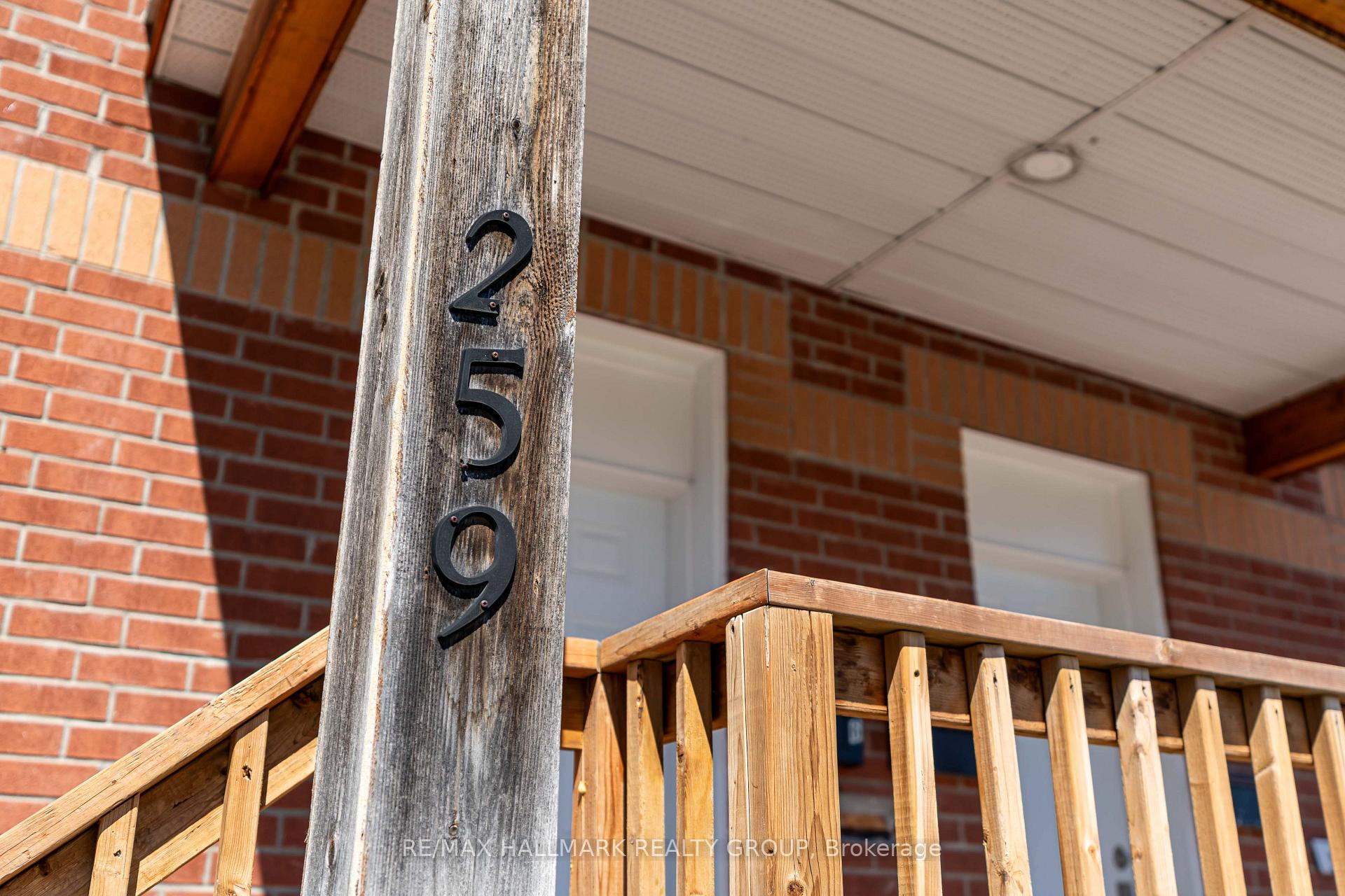 Photo 2 of Unit 6, 259 Somerset Street E, Ottawa, Sandy Hill — HOMEH