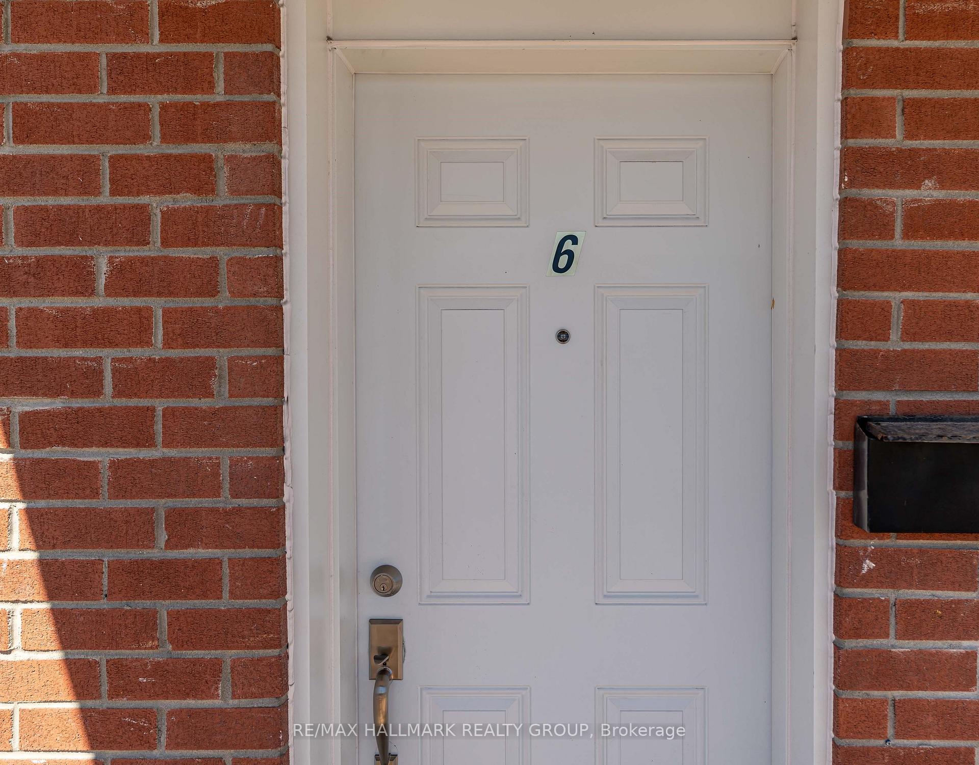 Photo 3 of Unit 6, 259 Somerset Street E, Ottawa, Sandy Hill — HOMEH