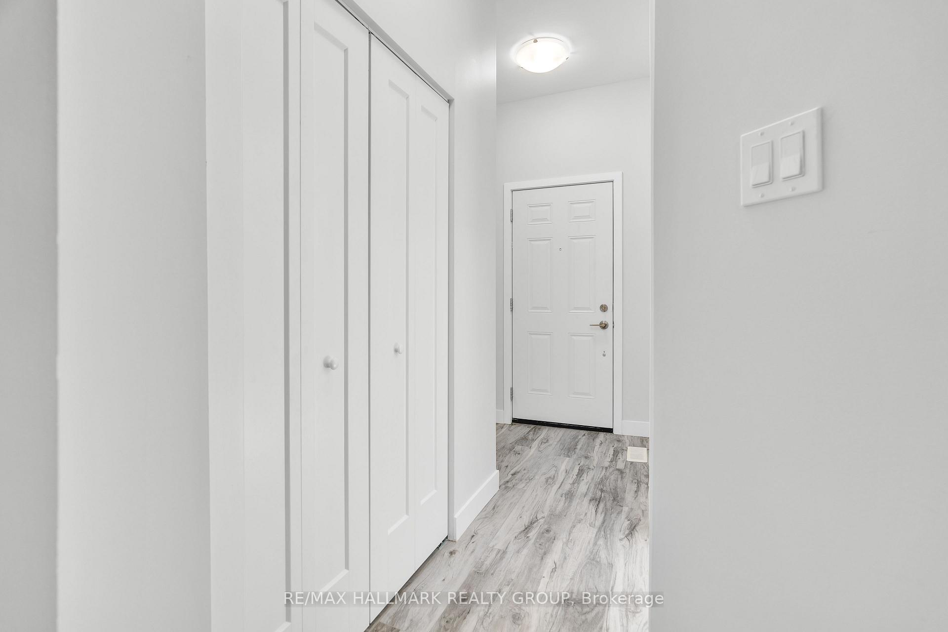 Photo 4 of Unit 6, 259 Somerset Street E, Ottawa, Sandy Hill — HOMEH