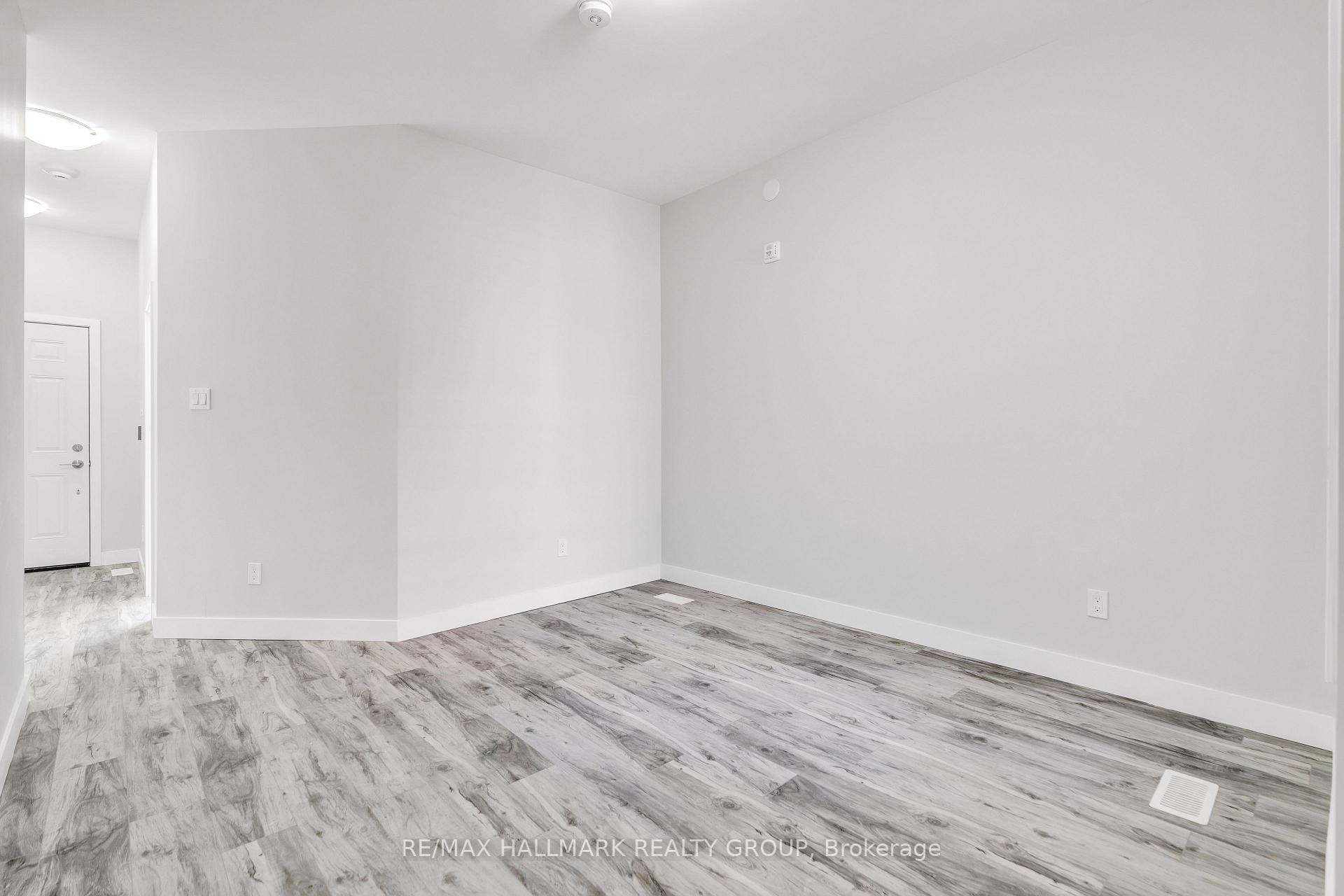 Photo 5 of Unit 6, 259 Somerset Street E, Ottawa, Sandy Hill — HOMEH
