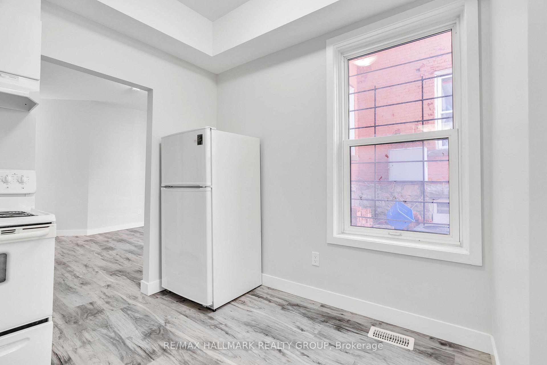 Photo 8 of Unit 6, 259 Somerset Street E, Ottawa, Sandy Hill — HOMEH