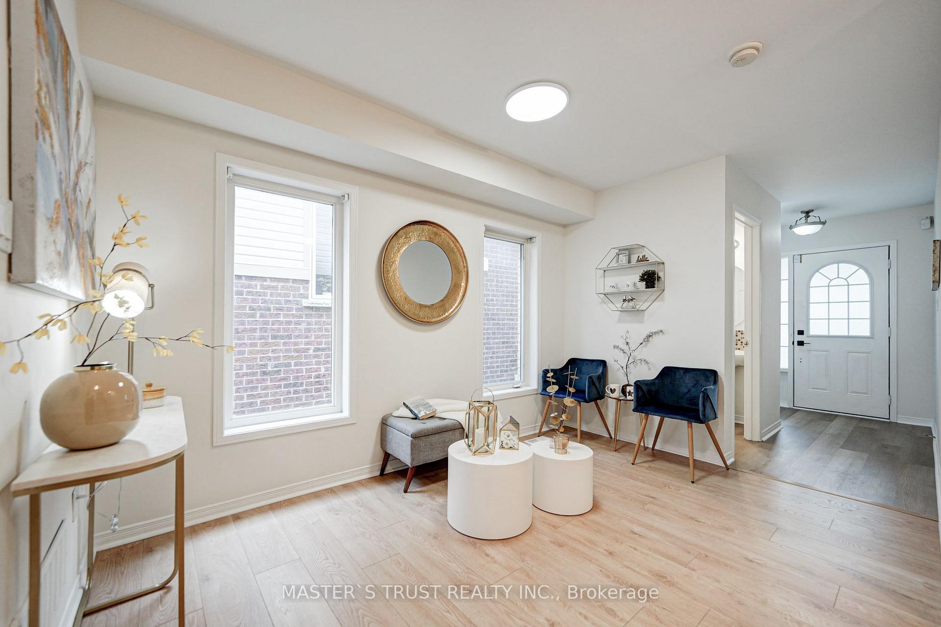 Photo 4 of 55 Bettina Place, Whitby, Rolling Acres — HOMEH