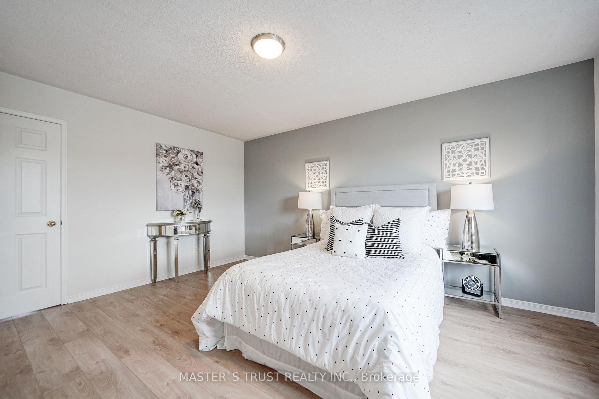 Photo 21 of 55 Bettina Place, Whitby, Rolling Acres — HOMEH