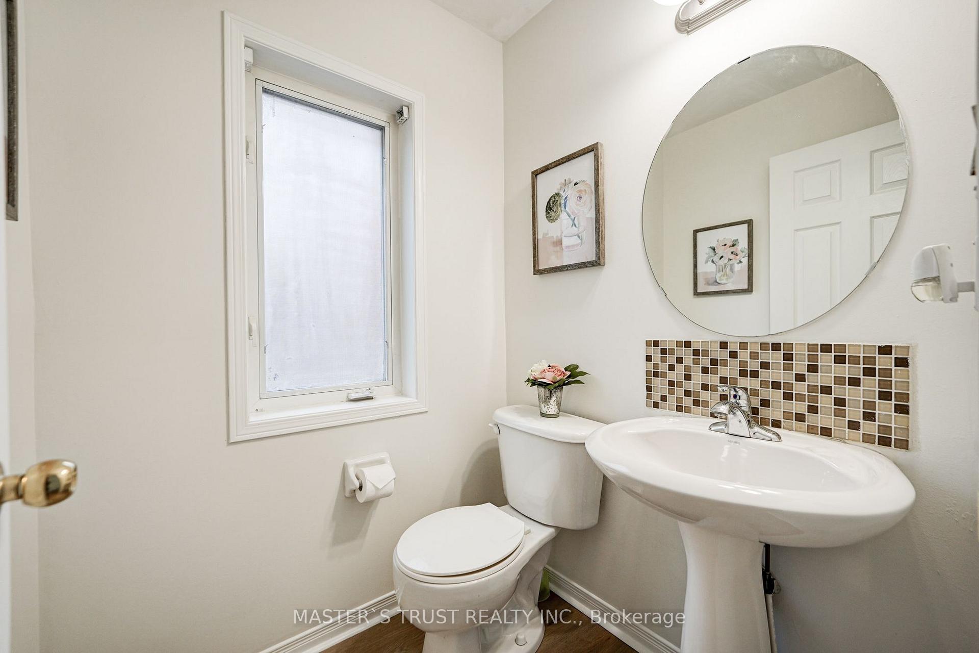 Photo 23 of 55 Bettina Place, Whitby, Rolling Acres — HOMEH