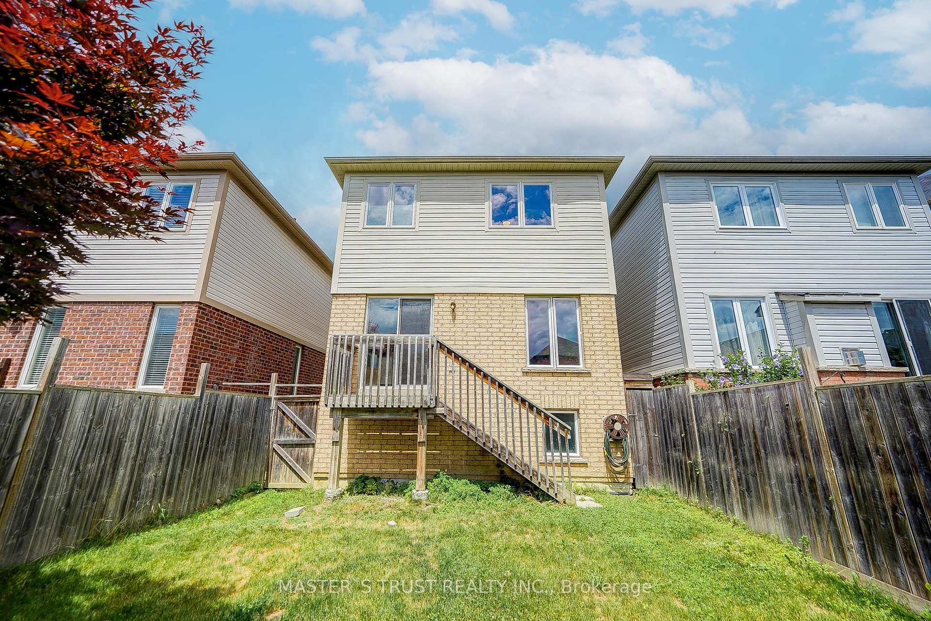 Photo 26 of 55 Bettina Place, Whitby, Rolling Acres — HOMEH