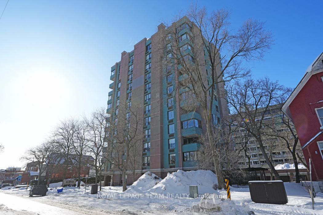 Photo 3 of Unit 1004, 40 Arthur Street E, Ottawa, West Centre Town — HOMEH