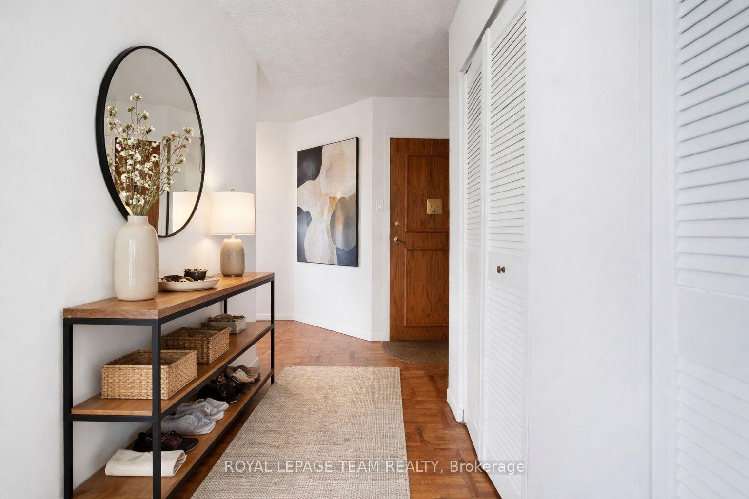 Photo 8 of Unit 1004, 40 Arthur Street E, Ottawa, West Centre Town — HOMEH