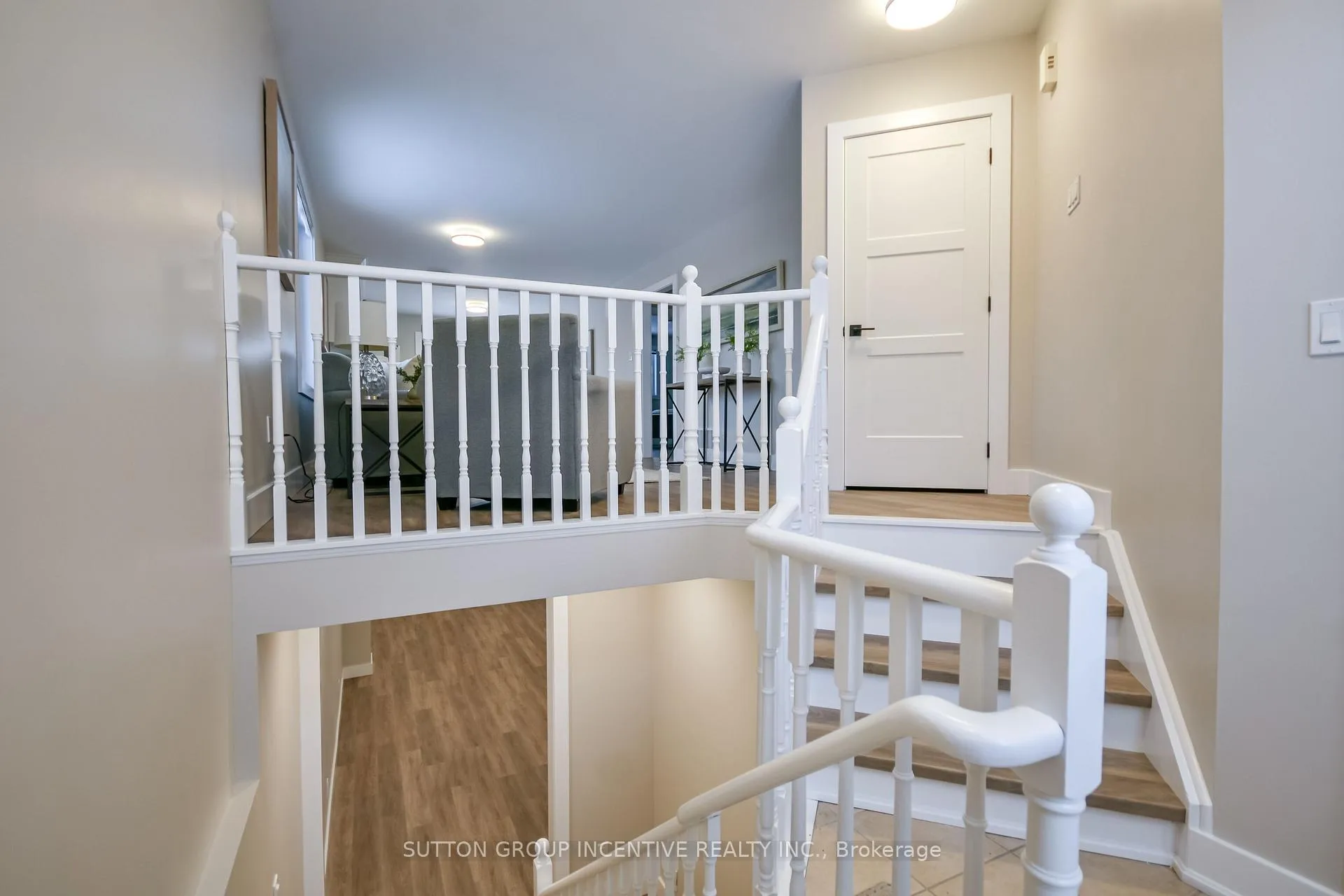 Photo 21 of 923 Ottawa Street, Midland — HOMEH