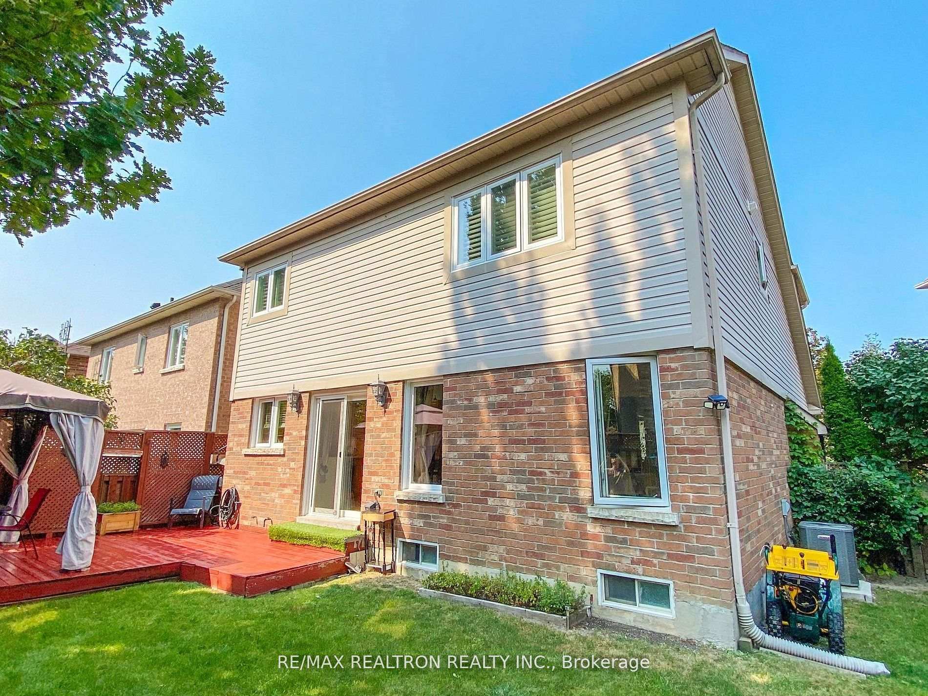 Photo 34 of 21 Watkins Glen Crescent, Aurora, Bayview Wellington — HOMEH