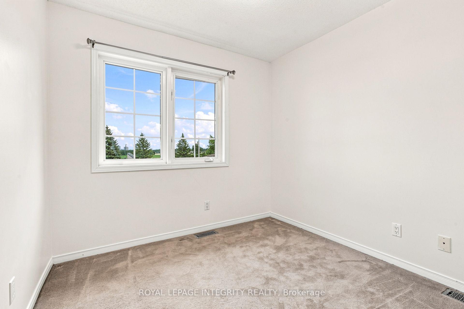 Photo 24 of 6 Crystal Park Crescent, Ottawa, Central Park — HOMEH