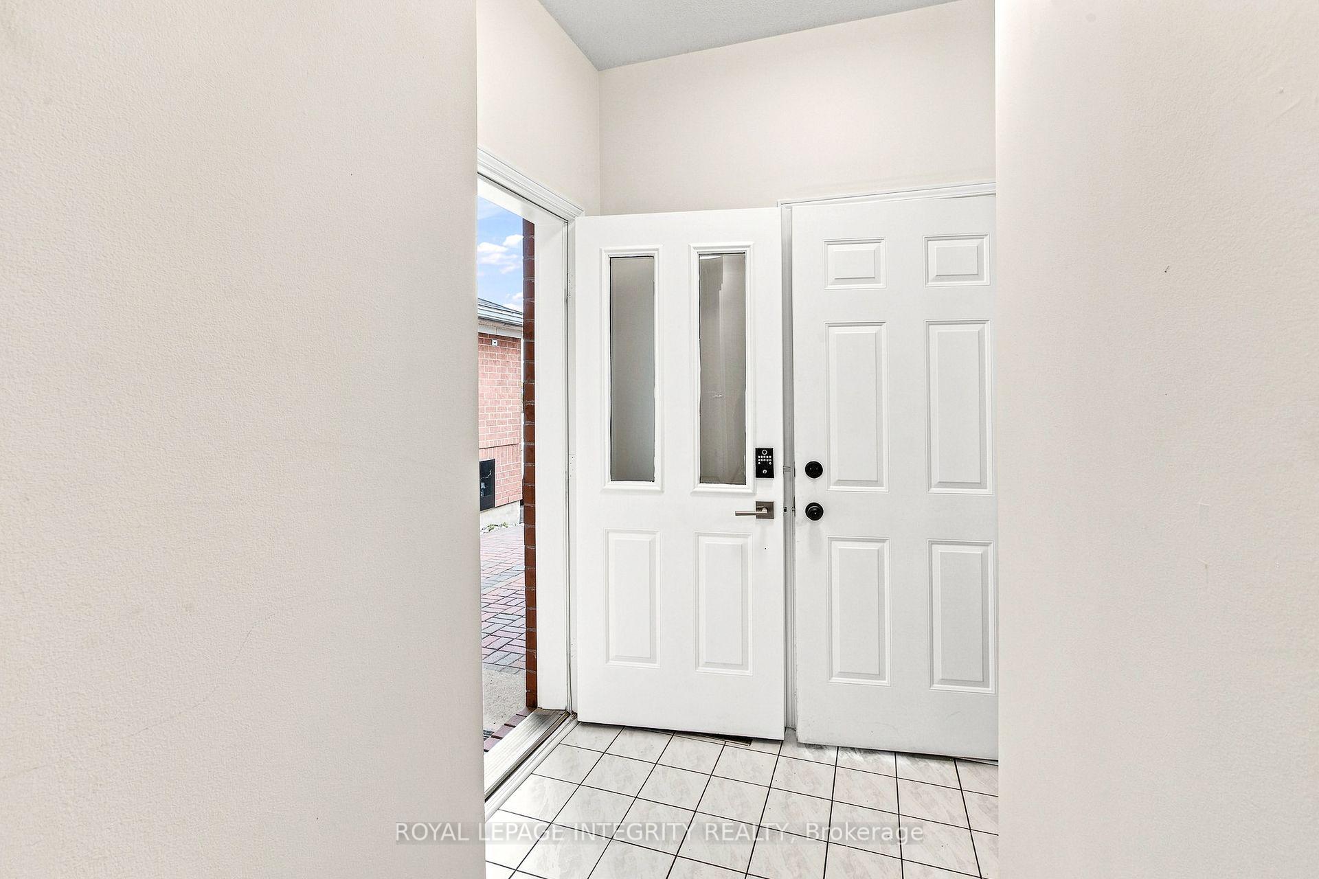 Photo 25 of 6 Crystal Park Crescent, Ottawa, Central Park — HOMEH