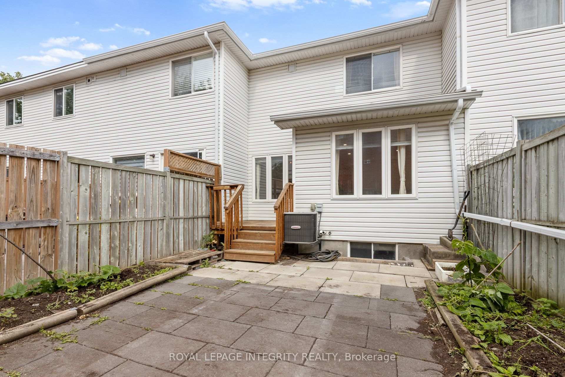 Photo 30 of 6 Crystal Park Crescent, Ottawa, Central Park — HOMEH