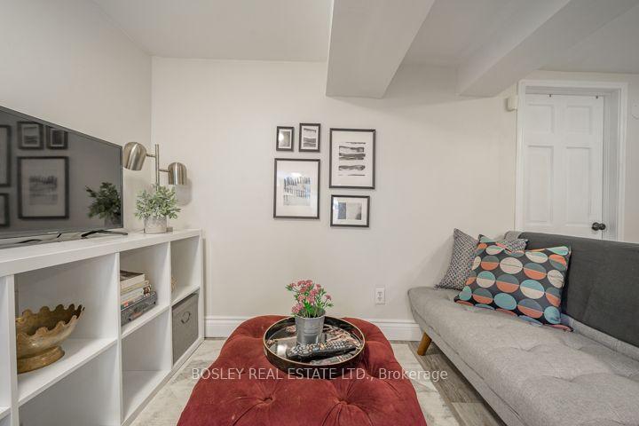 Photo 8 of Unit Basement, 15 Manor Road E, Toronto, Mount Pleasant West — HOMEH