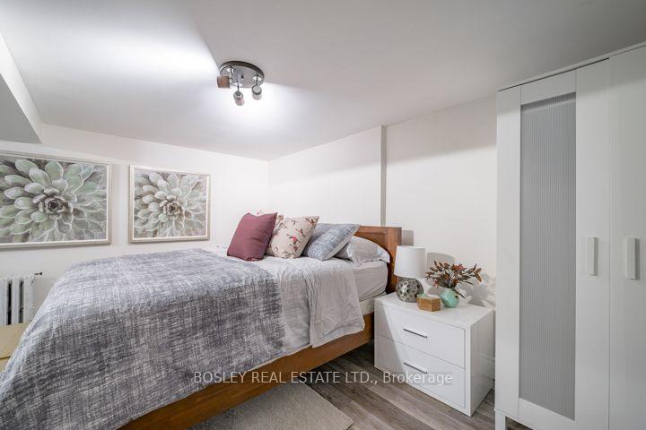 Photo 10 of Unit Basement, 15 Manor Road E, Toronto, Mount Pleasant West — HOMEH