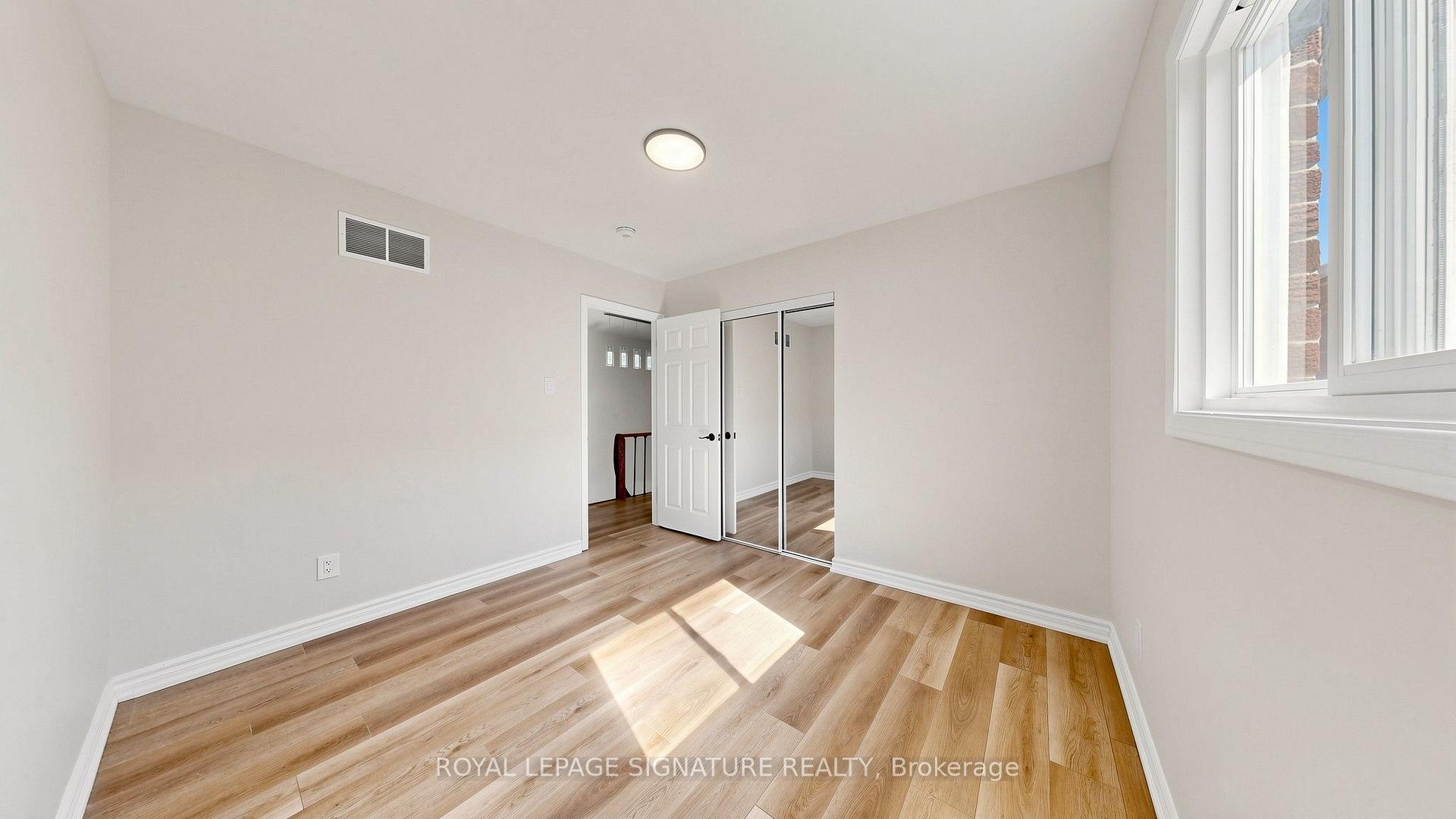 Photo 34 of 784 Galloway Crescent, Mississauga, Creditview — HOMEH