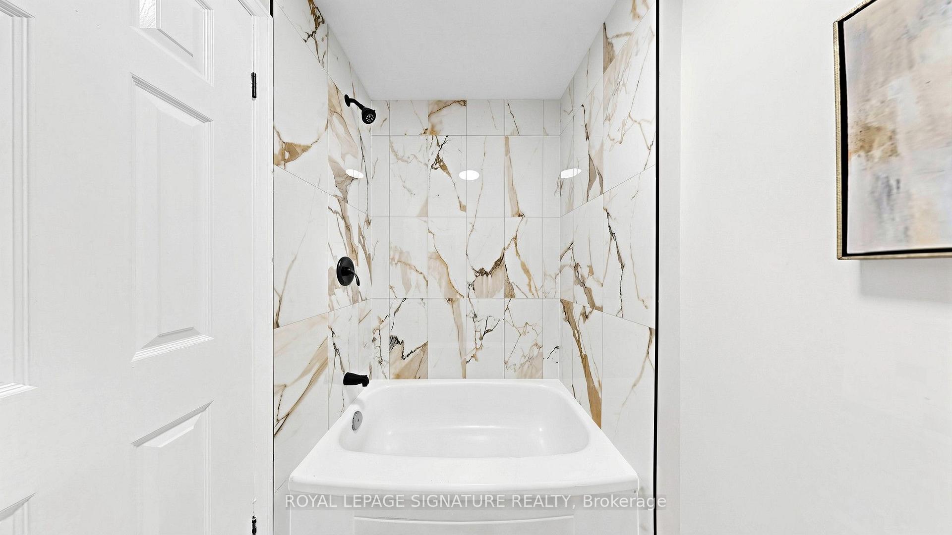 Photo 35 of 784 Galloway Crescent, Mississauga, Creditview — HOMEH
