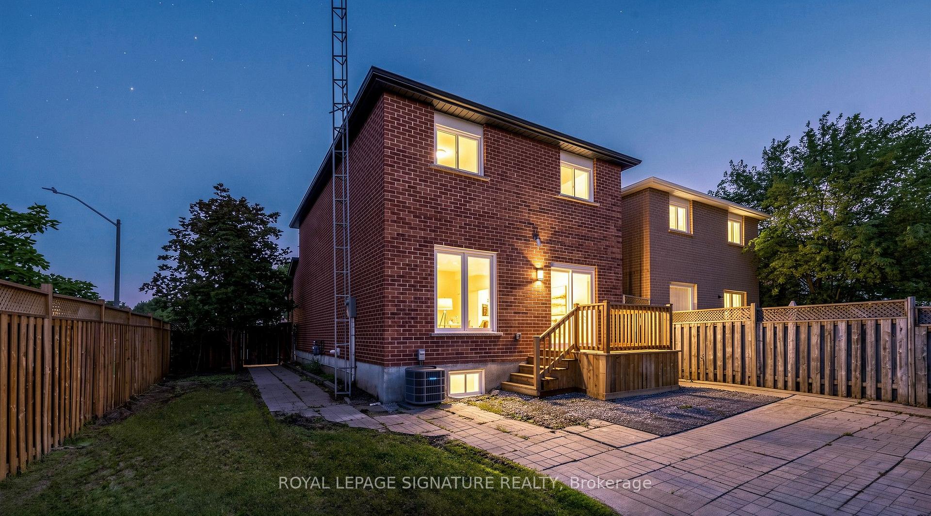 Photo 48 of 784 Galloway Crescent, Mississauga, Creditview — HOMEH