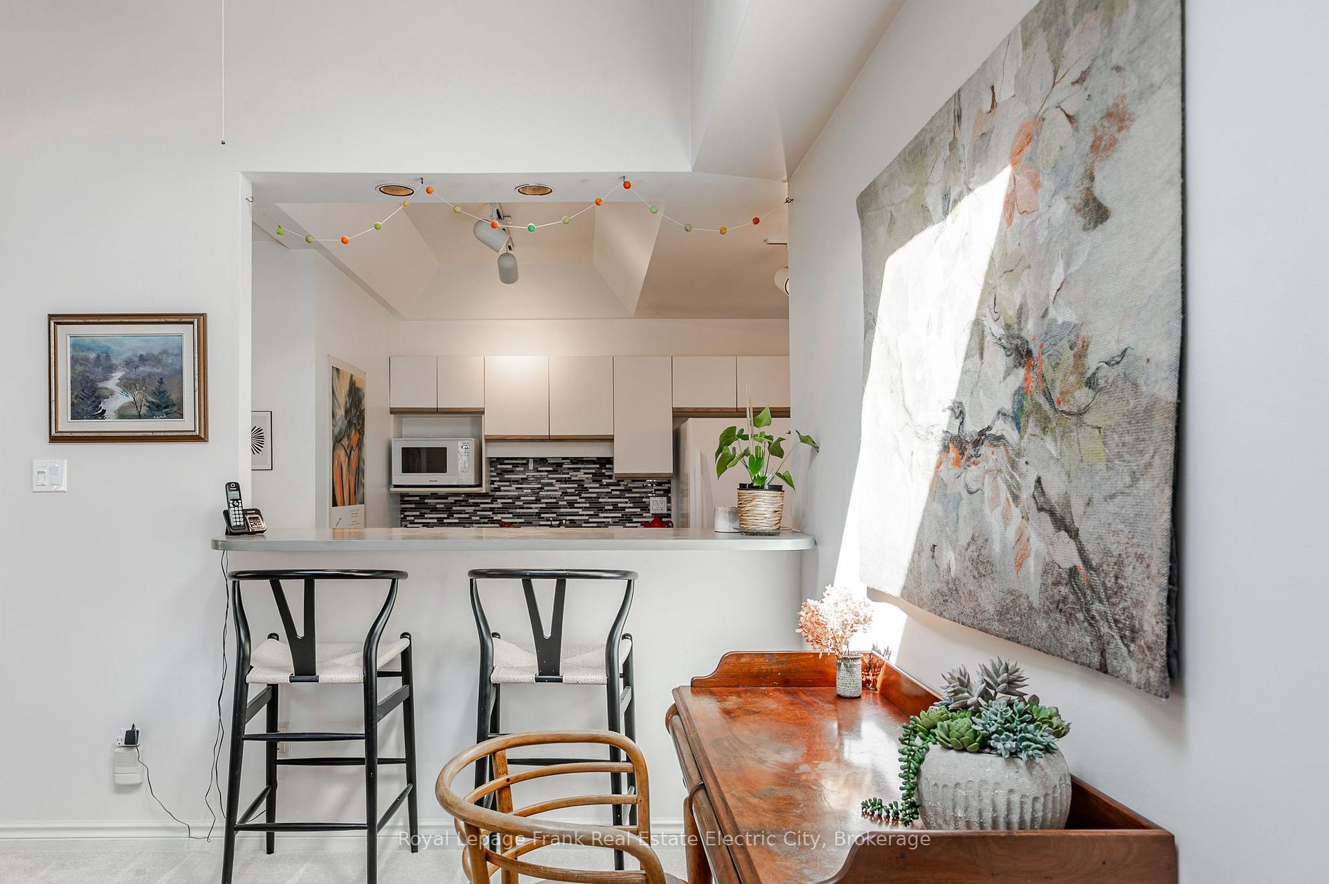 Photo 9 of Unit 6, 685 Whitaker Street, Peterborough, Ashburnham Ward 4 — HOMEH