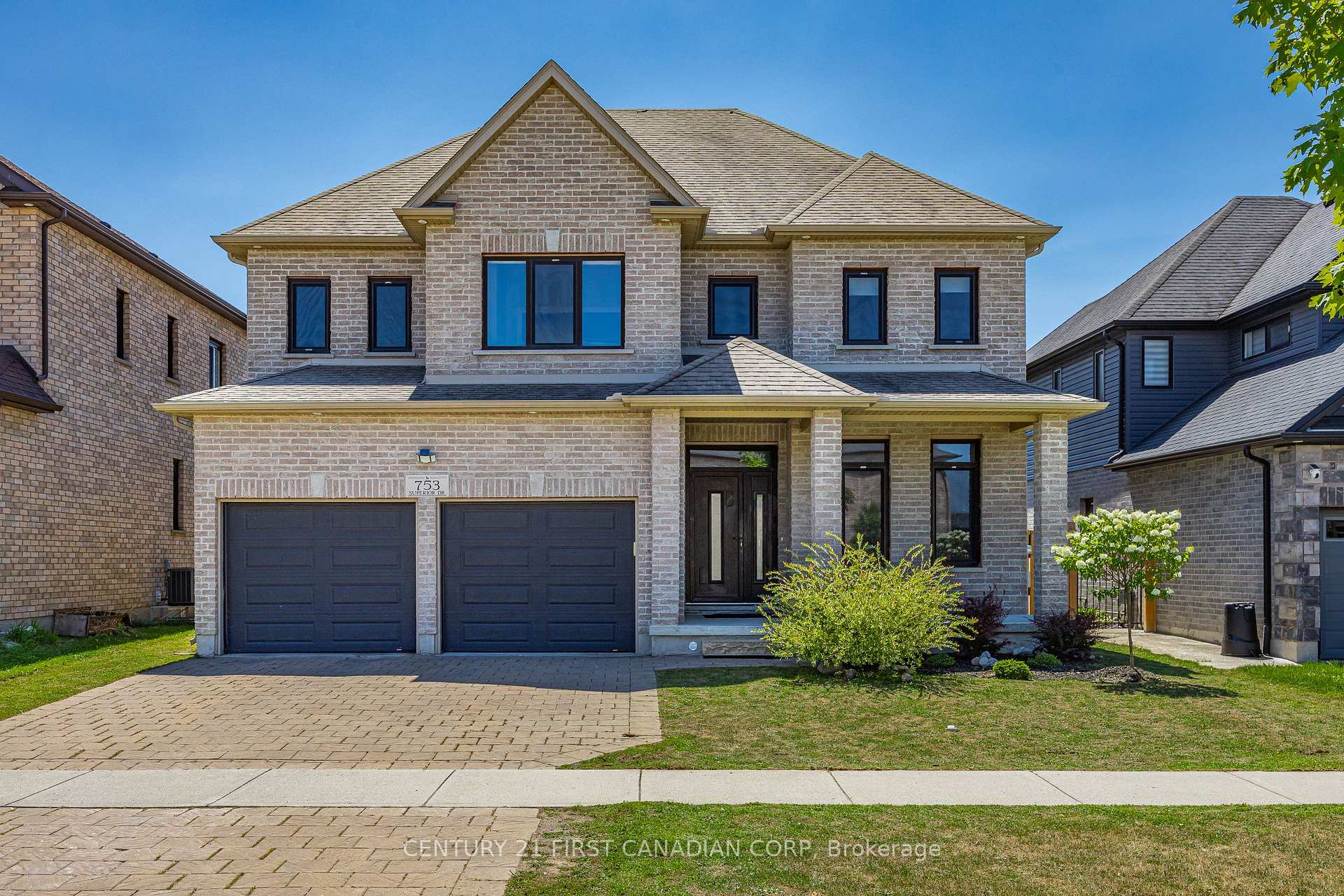 Photo 1 of 753 Superior Drive, London, North B — HOMEH