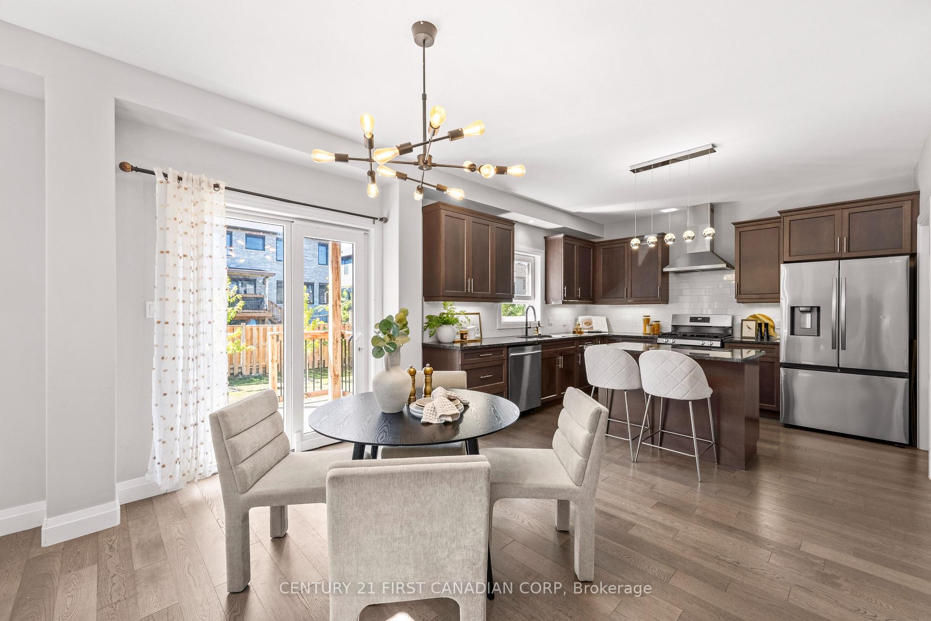 Photo 10 of 753 Superior Drive, London, North B — HOMEH