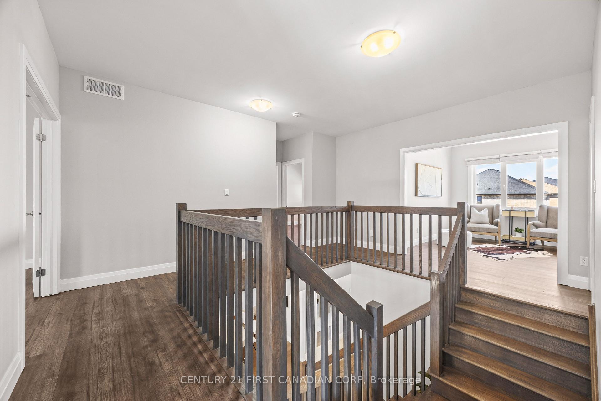 Photo 18 of 753 Superior Drive, London, North B — HOMEH
