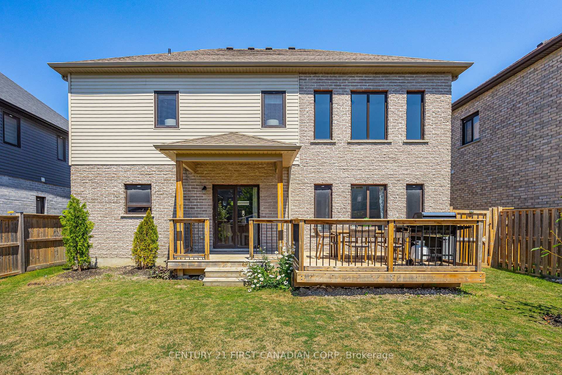 Photo 37 of 753 Superior Drive, London, North B — HOMEH