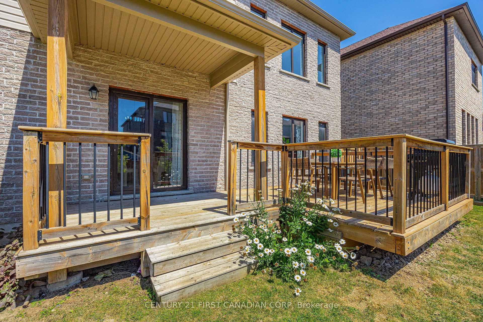 Photo 39 of 753 Superior Drive, London, North B — HOMEH