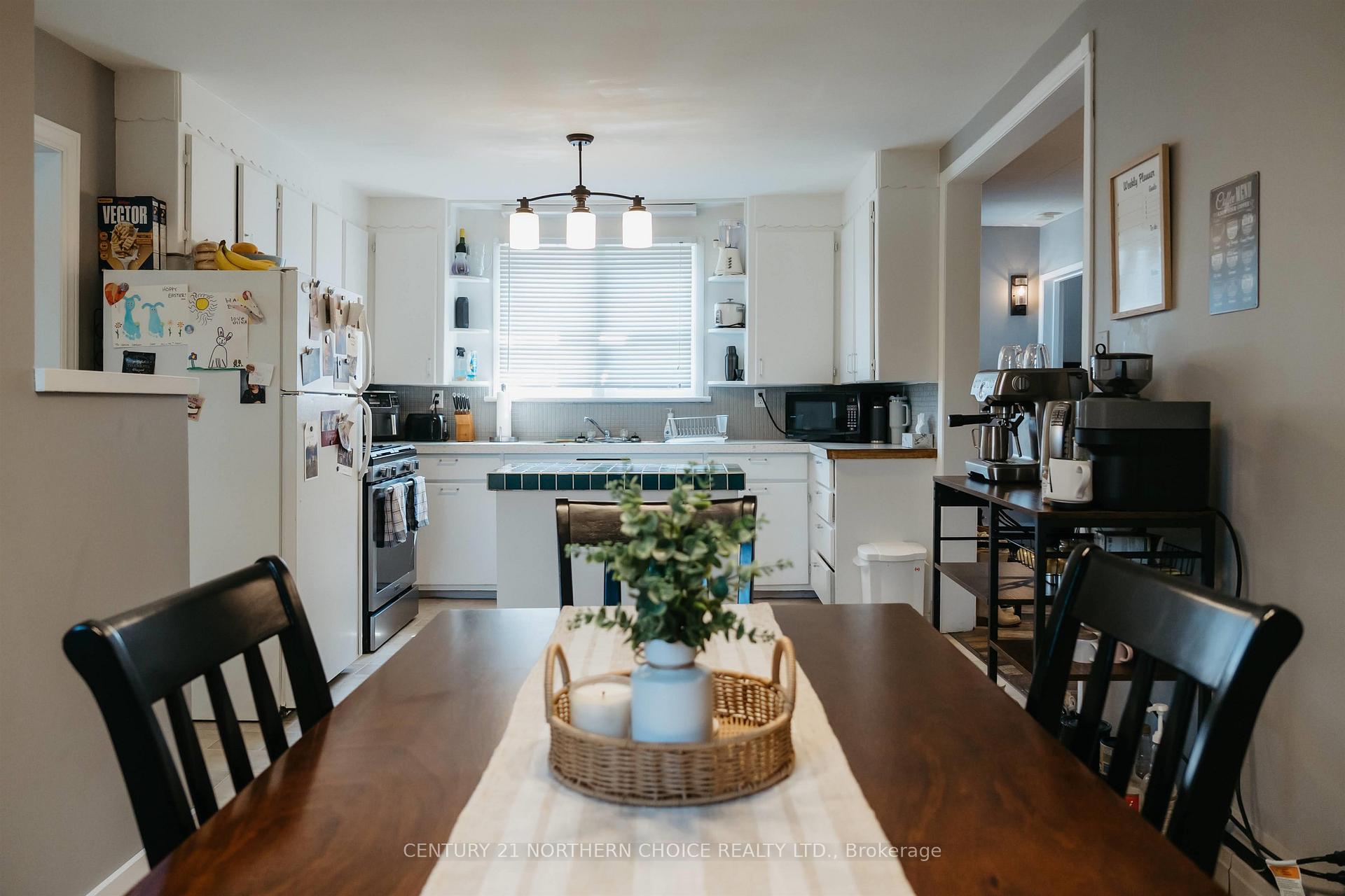 Photo 12 of 1125 Eighth Street N, Kenora, Evergreen — HOMEH