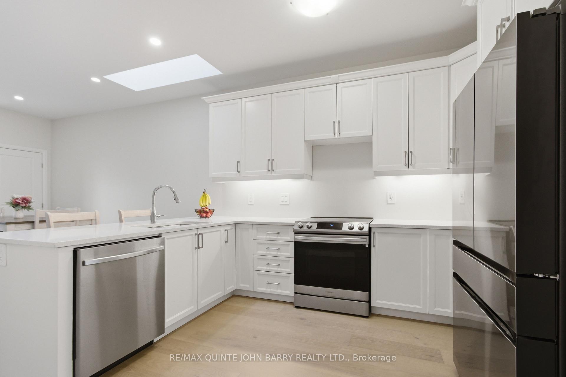 Photo 8 of 55 Athabaska Drive, Belleville, Thurlow Ward — HOMEH