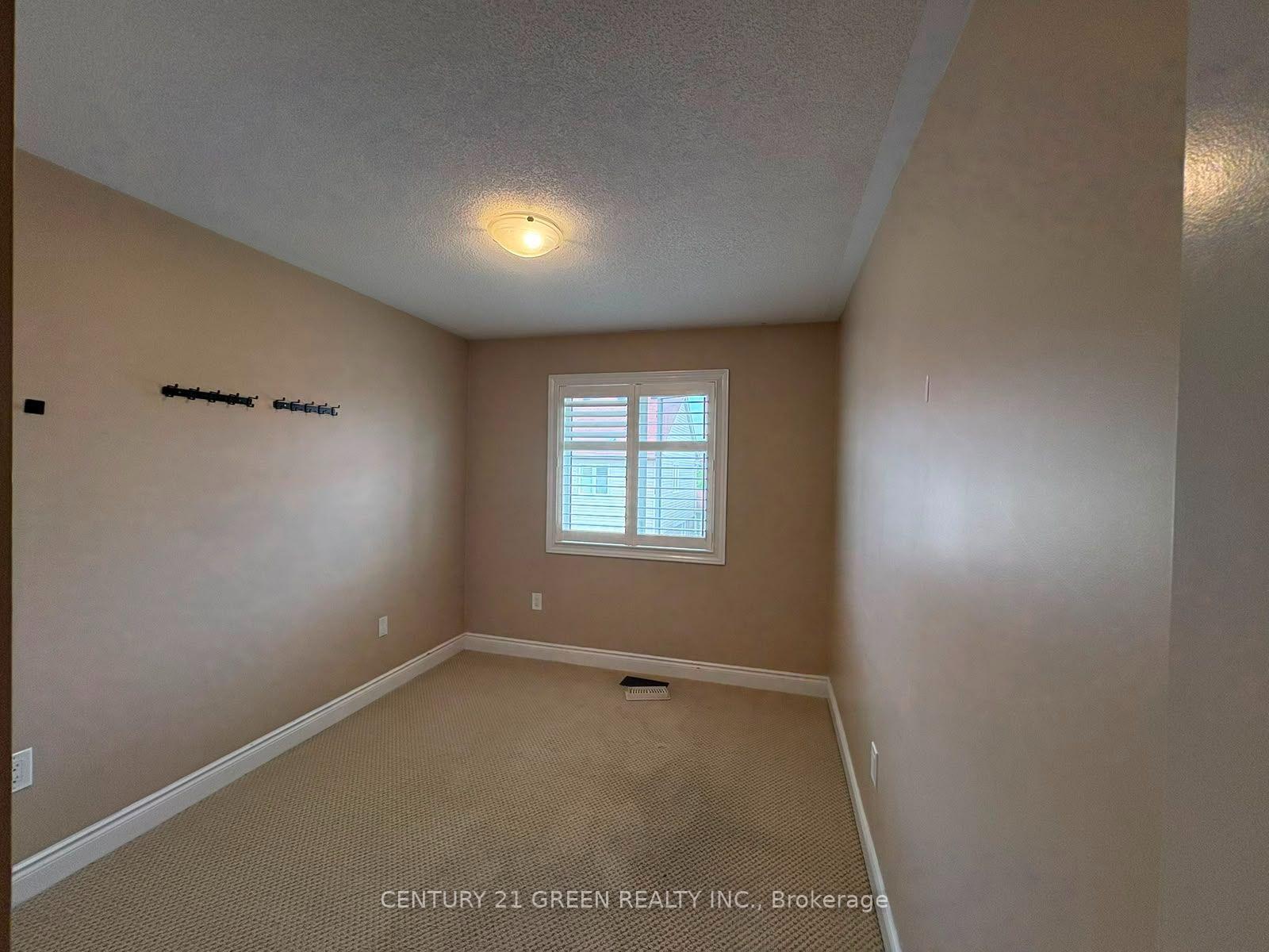 Photo 15 of 1841 Liatris Drive, Pickering, Duffin Heights — HOMEH