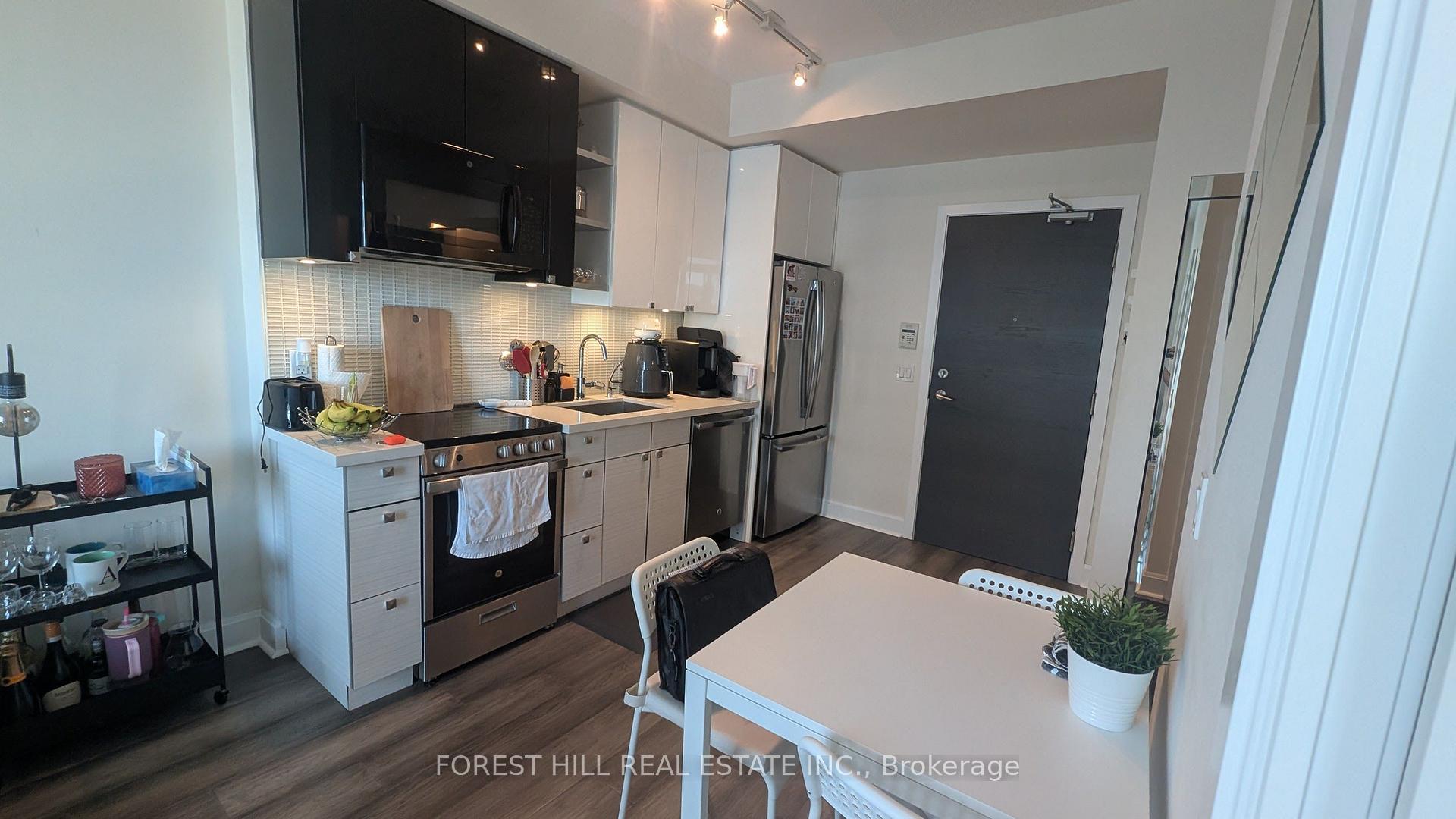 Photo 11 of Unit 2605, 33 Shore Breeze Drive, Etobicoke, Mimico — HOMEH
