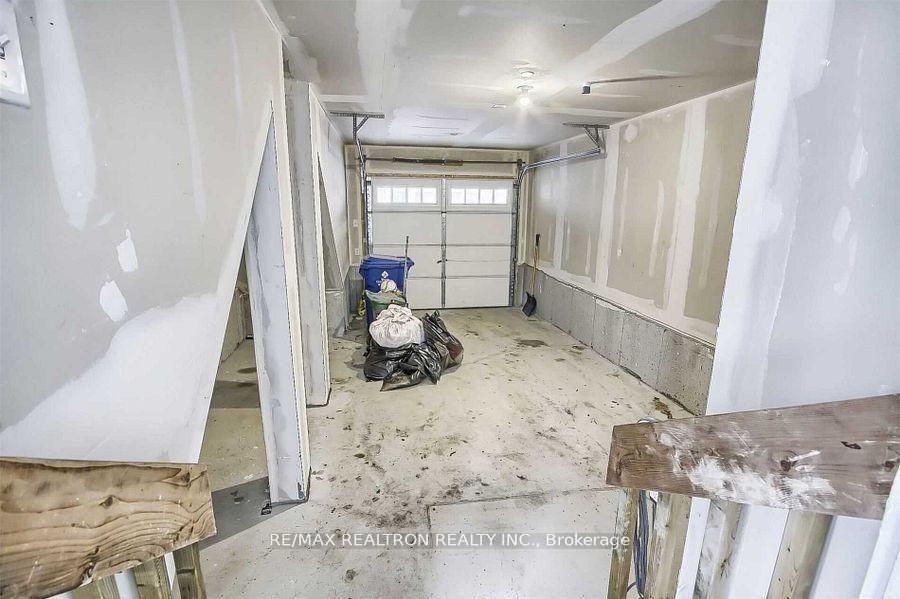 Photo 30 of Unit 457, 37 Filly Path N, Oshawa, Windfields — HOMEH