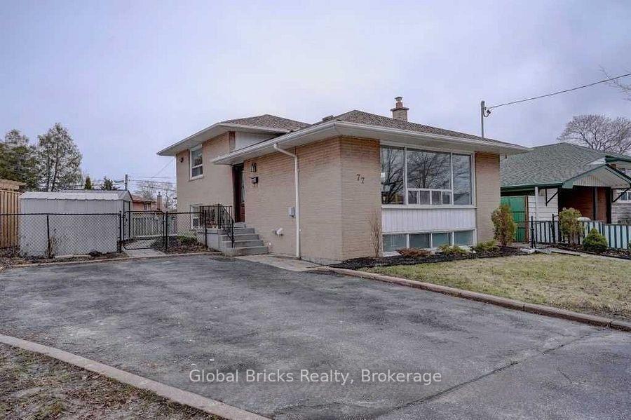 Photo of 77 Milford Haven Drive E