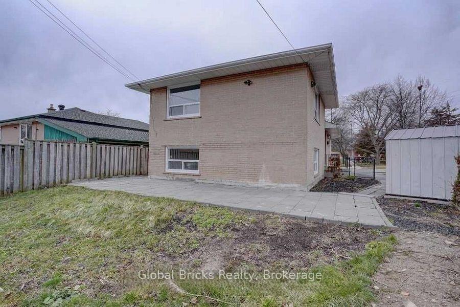 Photo 3 of 77 Milford Haven Drive E, Scarborough, Morningside — HOMEH