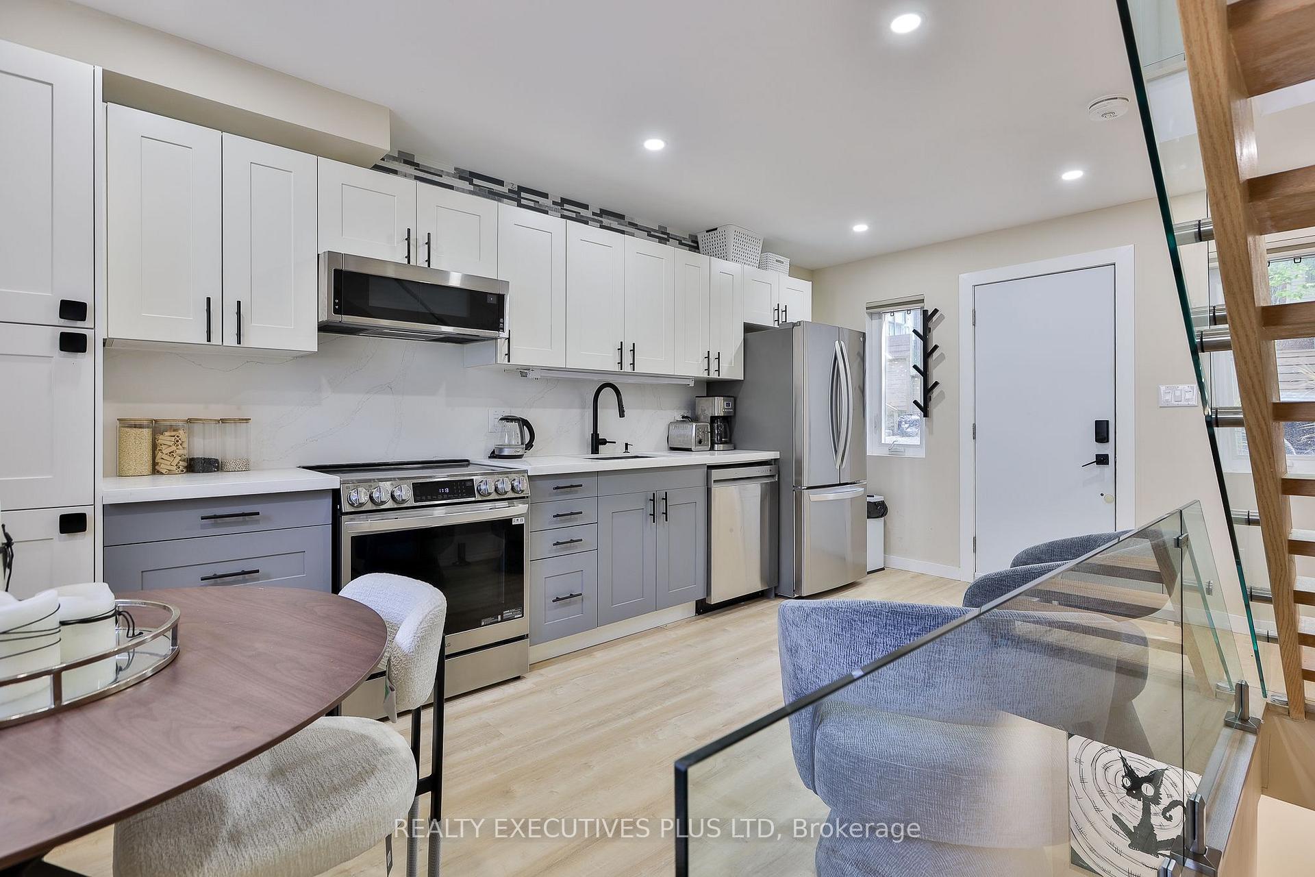 Photo 9 of Unit Laneway, 199 Beech Avenue, Toronto, The Beaches — HOMEH