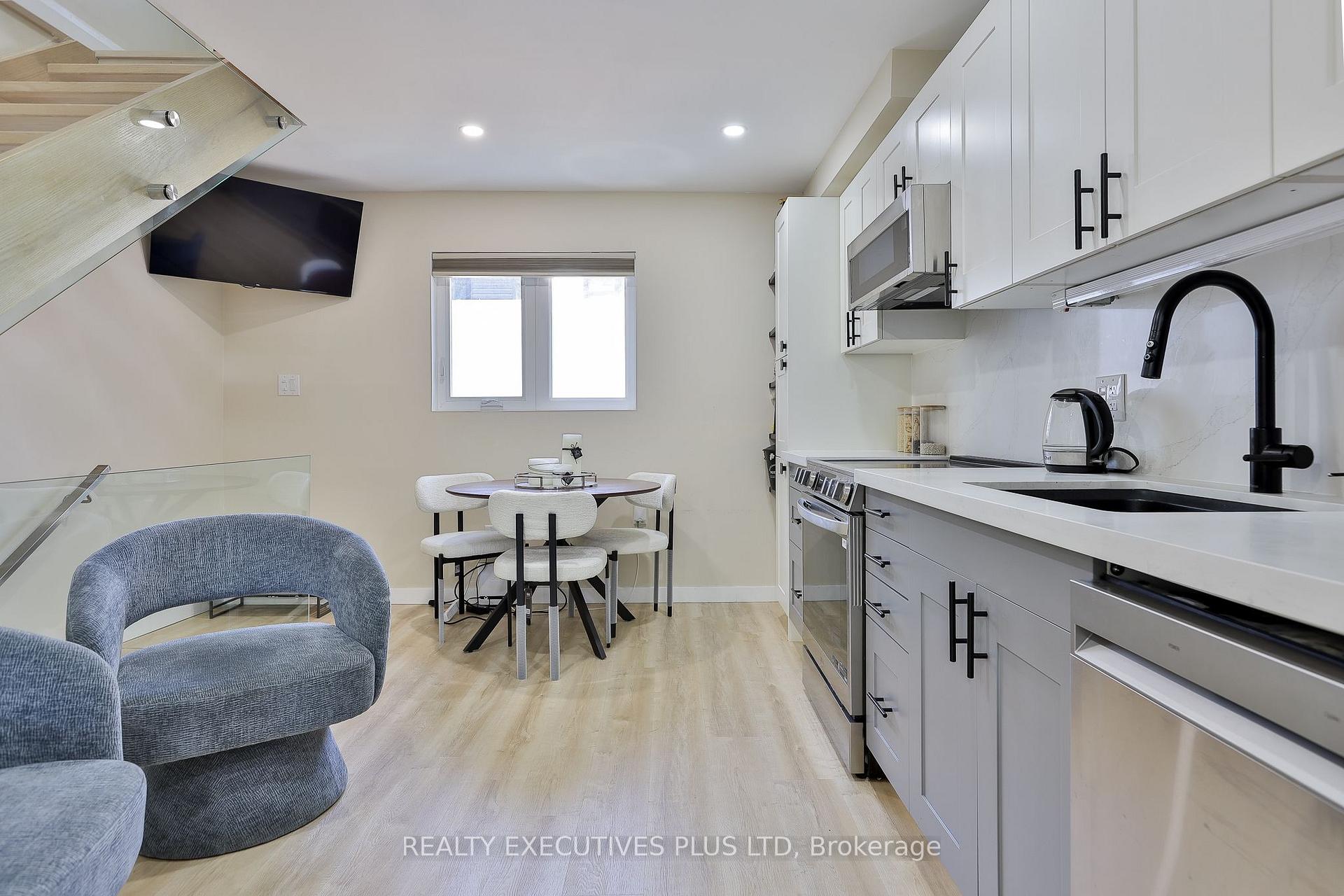 Photo 12 of Unit Laneway, 199 Beech Avenue, Toronto, The Beaches — HOMEH