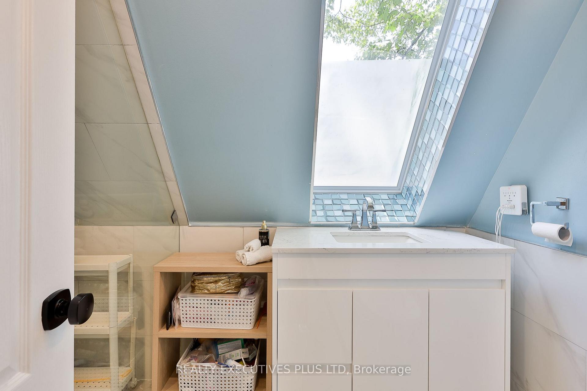 Photo 31 of Unit Laneway, 199 Beech Avenue, Toronto, The Beaches — HOMEH