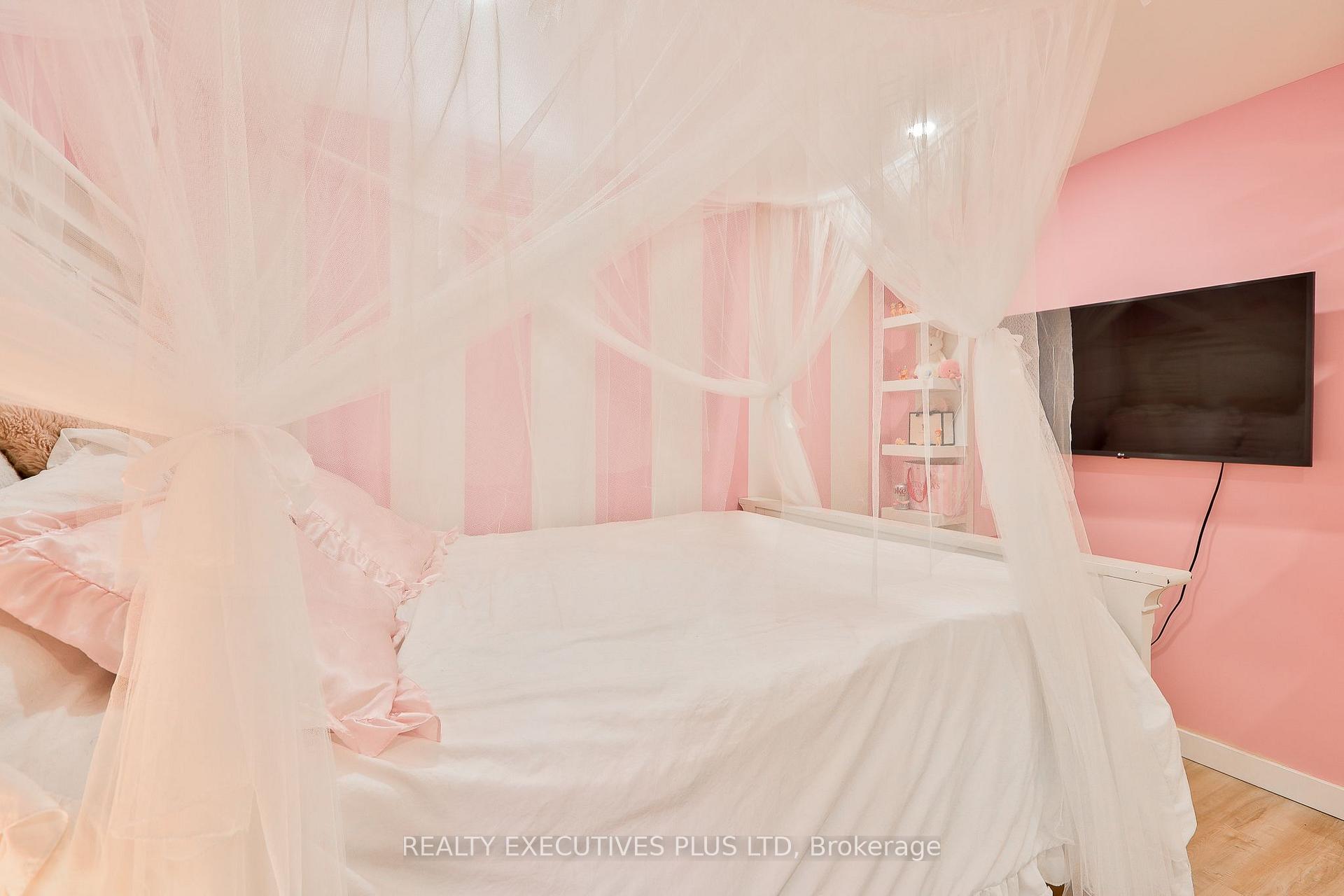 Photo 36 of Unit Laneway, 199 Beech Avenue, Toronto, The Beaches — HOMEH