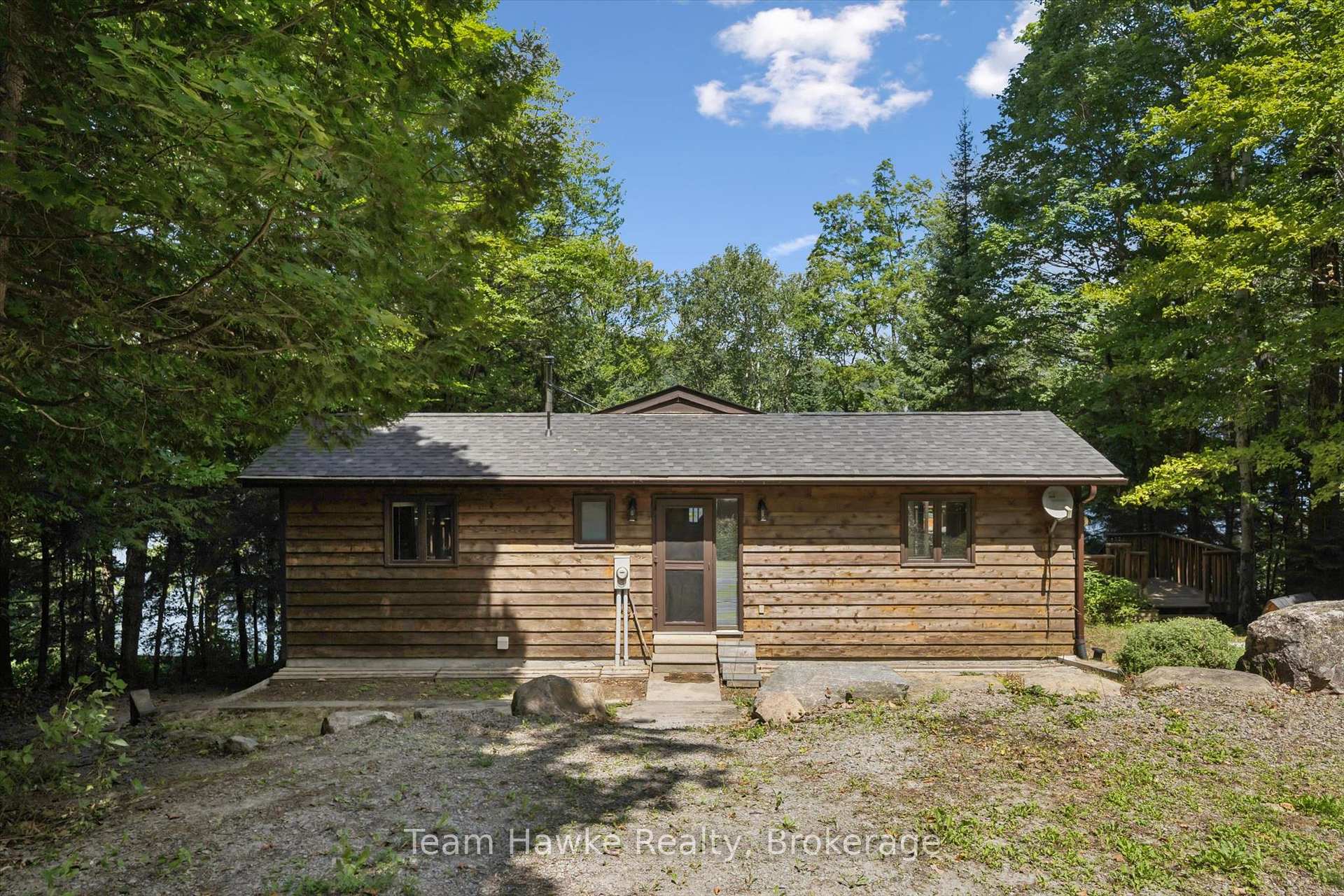 Photo 7 of 3359 Maple Ridge Road, Algonquin Highlands, McClintock — HOMEH