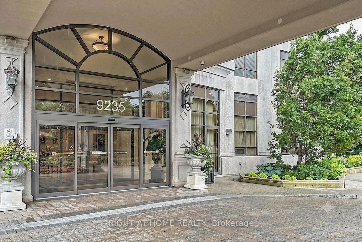 Photo 2 of Unit 214, 9235 Jane Street, Vaughan, Maple — HOMEH