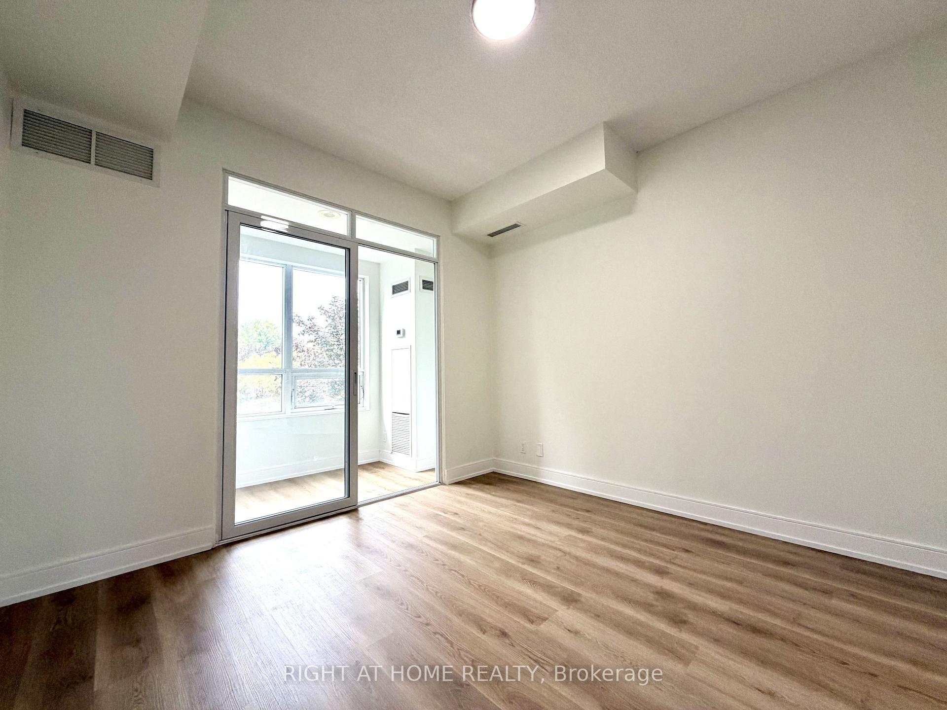 Photo 23 of Unit 214, 9235 Jane Street, Vaughan, Maple — HOMEH