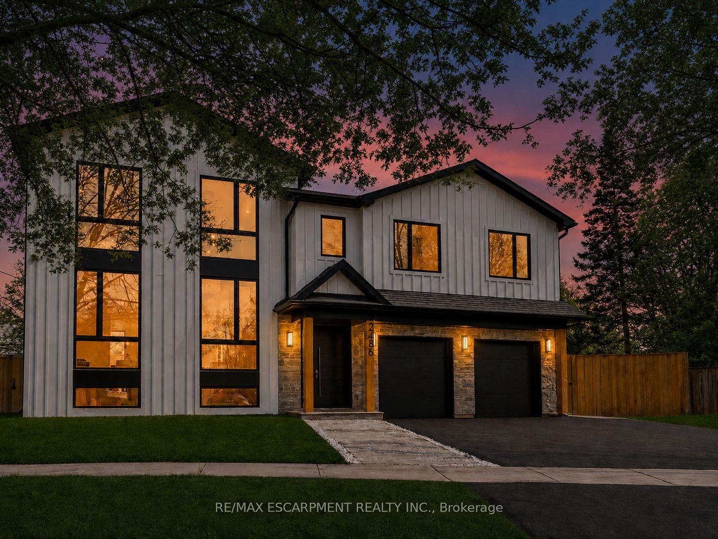 Photo 2 of 2488 Bridge Road, Oakville, West — HOMEH